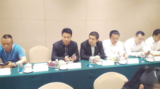 仟億達(dá)作為龍商會成員，積投身節(jié)能環(huán)保能源事業(yè)，利用生物質(zhì)多聯(lián)產(chǎn)、碳交易等業(yè)務(wù)為龍江做貢獻(xiàn)，助力龍江經(jīng)濟(jì)發(fā)展。